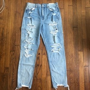 Rip style mom jeans BNWT